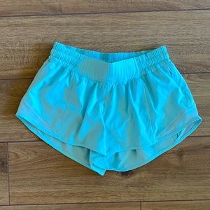 Size 4 lululemon shorts